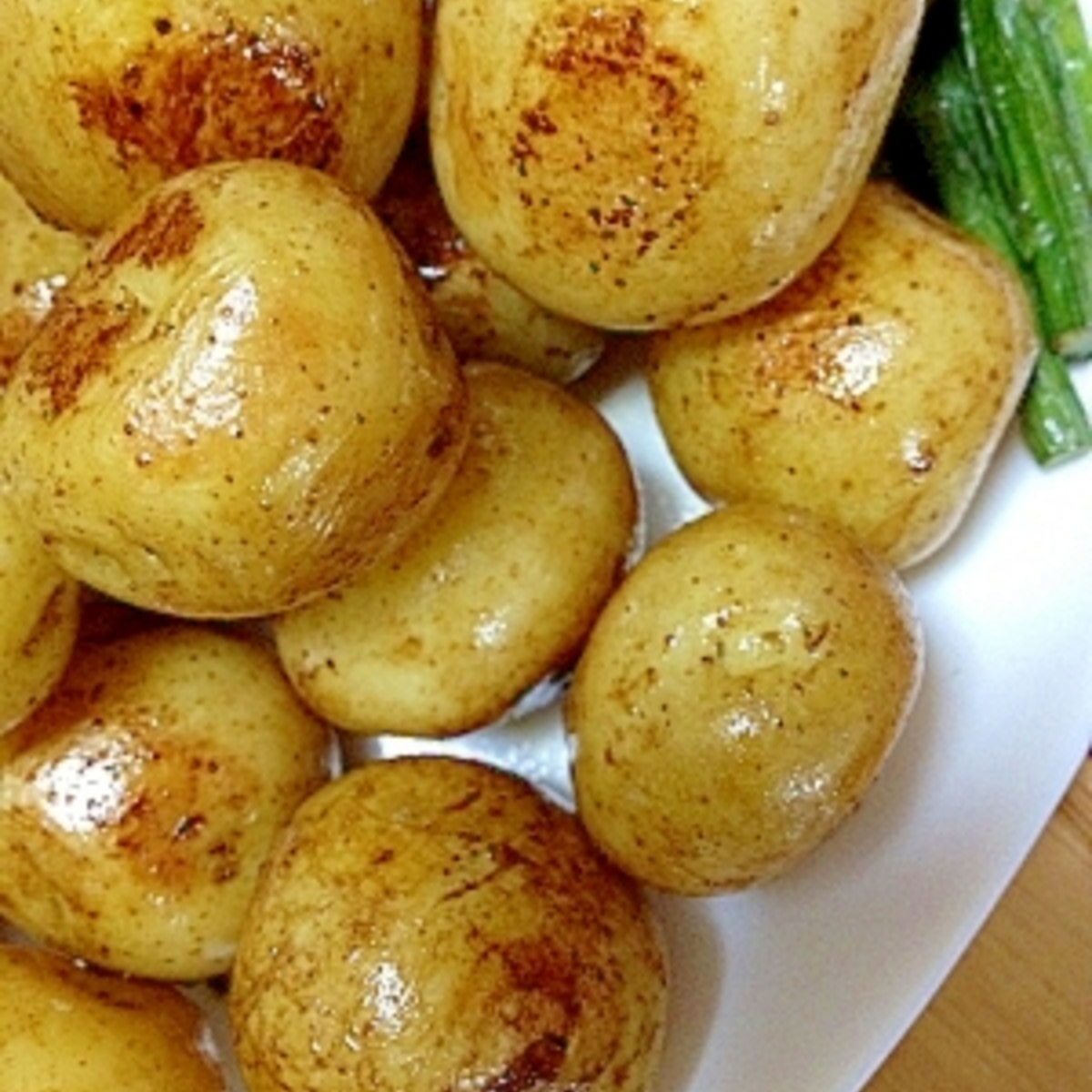 八百屋さんが教えてくれた 新じゃがのバター醤油炒め レシピ 作り方 By Summmy 楽天レシピ 八百屋さんが教えてくれた 新じゃがのバター醤油炒め レシピ 作り方 By Summmy 楽天レシピ